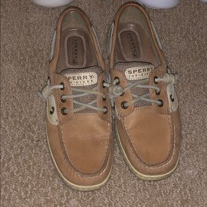 Tan women’s sperrys